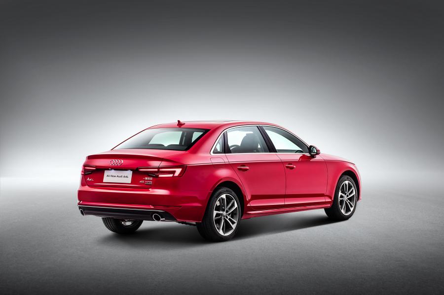  Audi A4 L 45 TFSI Quattro (B9) 2016 года  (CN) (фото 2 из 13)